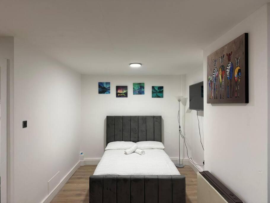 Modern 1 Bedroom - 5 Min Walk From Princess Street Eb1 Edinburgh Exterior photo