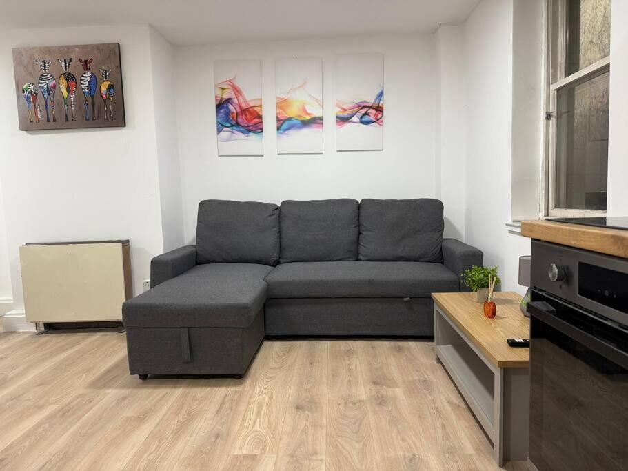 Modern 1 Bedroom - 5 Min Walk From Princess Street Eb1 Edinburgh Exterior photo